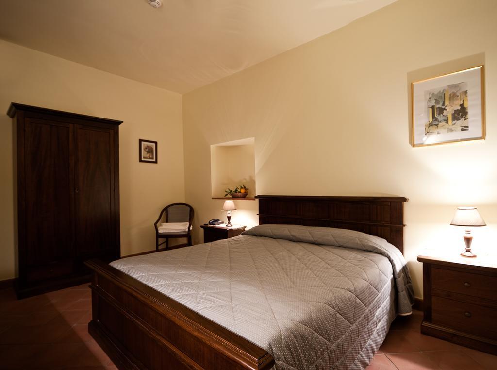 Villa La Terra Del Mezzo Riposto Zimmer foto